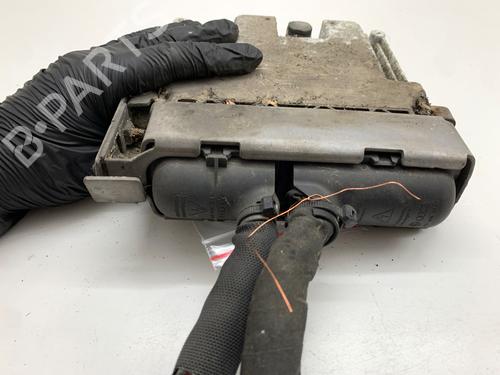 Engine control unit (ECU) VW PASSAT B7 (362) 2.0 TDI | BP39355076M57 - Image 3