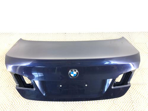tailgate-bmw-5-f10-2009-2010-2011-2012-2013-2014-2015-2016-39334054 main image