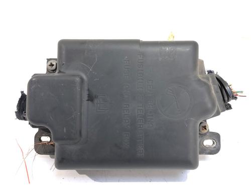 Used Fuse box Fuse box 39286705 39286705