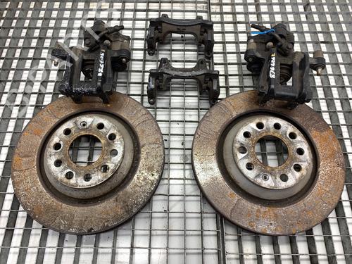 Used Left rear brake caliper Left rear brake caliper 39335060 39335060