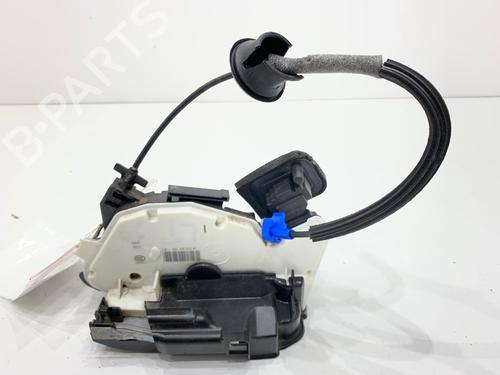 rear-left-lock-seat-leon-5f1-2012-2013-2014-2015-2016-2017-2018-2019-2020-2021-39338339 main image