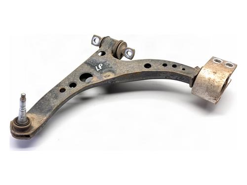 Venstre fortil bærearm Venstre fortil bærearm OPEL ASTRA K Sports Tourer (B16) 1.4 Turbo (35) (150 hp) 39898207 39898207