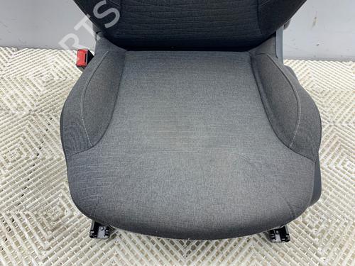 Left front seat CITROËN C3 II (SC_) 1.2 THP 110 | BP39349397C15 - Image 3