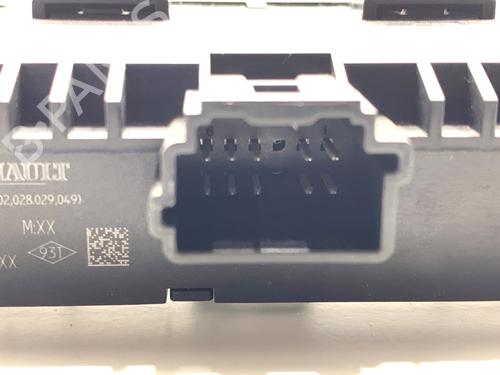Headlight switch RENAULT ARKANA I (LCM_, LDN_) 1.5 E-TECH 145 | BP39321628I24 - Image 3