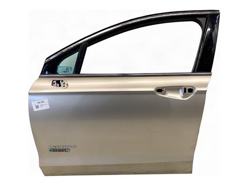 left-front-door-ford-mondeo-v-saloon-cd-2012-39366288 main image