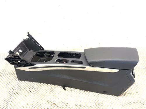 Used Middle console Middle console 39298741 39298741