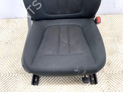 Right front seat BMW 5 (G30, F90) 530 e Plug-in-Hybrid | BP39297512C16 - Image 3