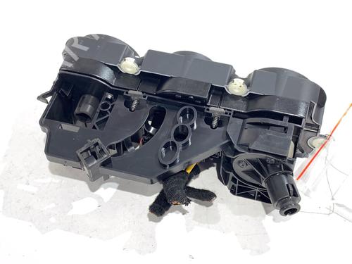 Climate control VW GOLF V (1K1) 2.0 TDI | BP39304900I5 - Image 2