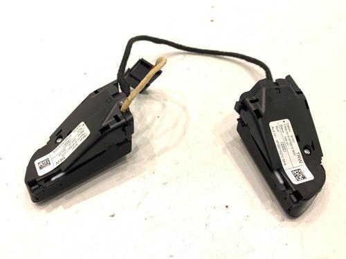 Steering wheel controls AUDI A6 C6 (4F2) 2.0 TFSI | BP39361095E15 - Image 3