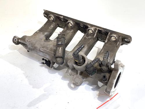 Used Intake manifold Intake manifold 39338236 39338236