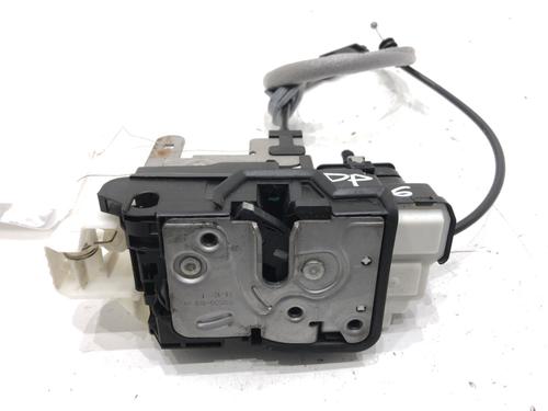 front-right-lock-volvo-v40-hatchback-525-2012-2013-2014-2015-2016-2017-2018-2019-39298103 main image