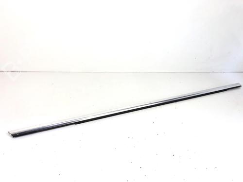 Used Door moulding trim Door moulding trim OPEL ZAFIRA TOURER C (P12) 2.0 CDTi (75) (130 hp) 40001137 40001137