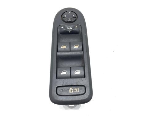 switch-peugeot-508-i-8d_-2010-2011-2012-2013-2014-2015-2016-2017-2018-39339072 main image