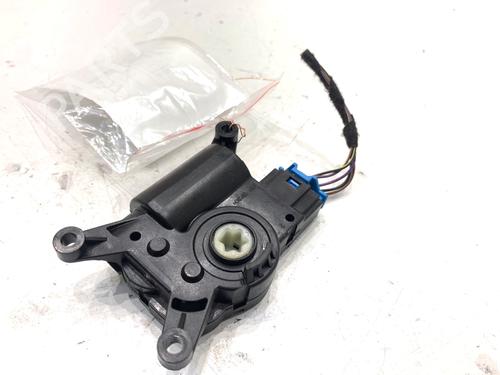 Heater blower motor VW PASSAT B8 (3G2, CB2) 2.0 TDI | BP39349023M62 - Image 2