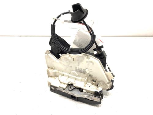 front-right-lock-seat-leon-5f1-2012-2013-2014-2015-2016-2017-2018-2019-2020-2021-39292718 main image