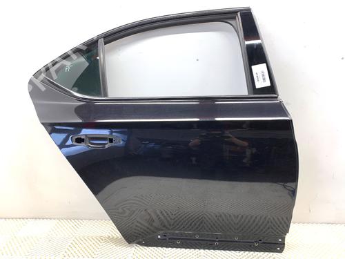 Dør højre bagtil Dør højre bagtil SKODA SUPERB III (3V3) 2.0 TDI (150 hp) 39327264 39327264