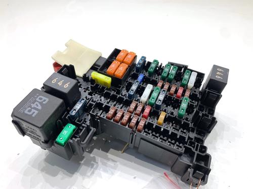 Used Fuse box Fuse box 39340982 39340982