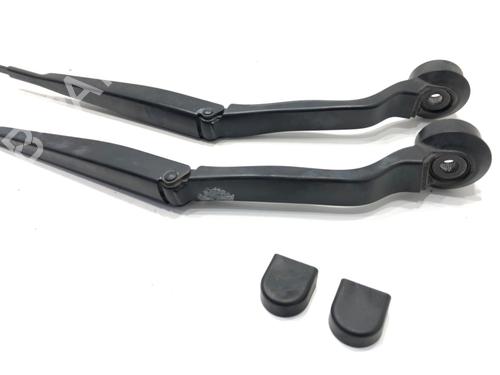 Vindspejlsviskerarm FORD KUGA II (DM2) 2.0 TDCi 4x4 | BP39335110C143 - Image 3