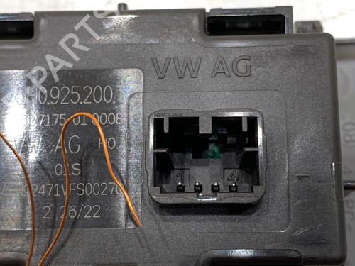 Warning switch VW GOLF VIII (CD1, DA1) 1.5 TSI | BP39291943I22 - Image 3