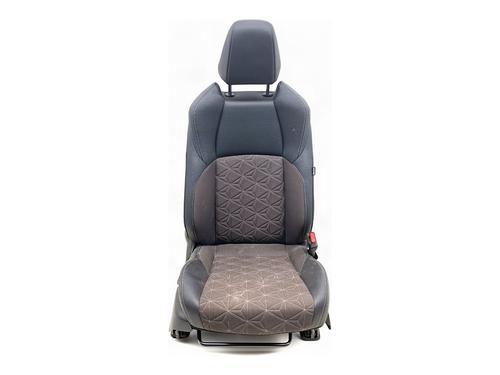 Used Right front seat Right front seat TOYOTA YARIS CROSS (MXP_) 1.5 Hybrid (MXPJ10) (92 hp) 39970958 39970958