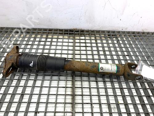 Used Right rear shock absorber Right rear shock absorber JEEP GRAND CHEROKEE IV (WK, WK2) 3.0 CRD V6 4x4 (241 hp) 39337378 39337378