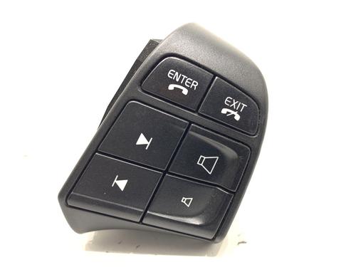 steering-wheel-controls-volvo-v50-545-2003-2004-2005-2006-2007-2008-2009-2010-2011-2012-39302722 main image
