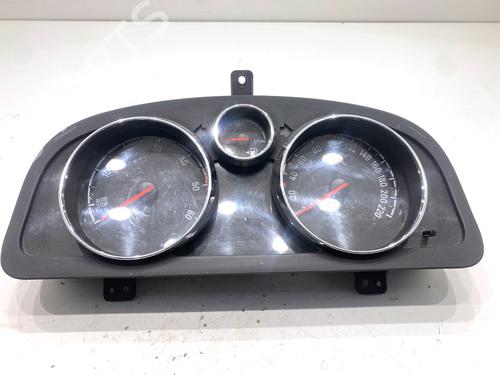 Used Instrument cluster Instrument cluster OPEL ANTARA A (L07) 2.2 CDTi 4x4 (184 hp) 39327518 39327518