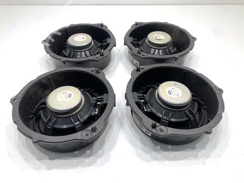 Speaker JAGUAR F-PACE (X761) 2.0 TD4 | BP39324453E2 - Image 2