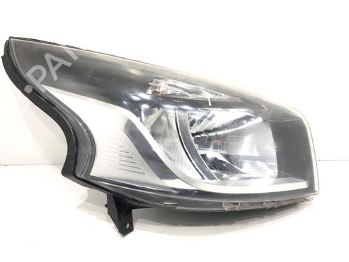 right-headlight-renault-trafic-iii-bus-jg_-2014-39285575 main image
