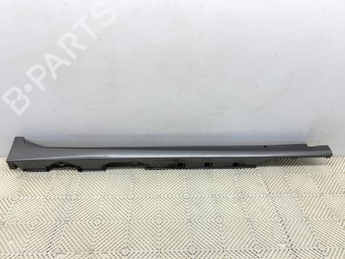 Used Right sideskirt Right sideskirt 39345737 39345737