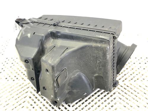 Used Air filter box Air filter box 39282131 39282131