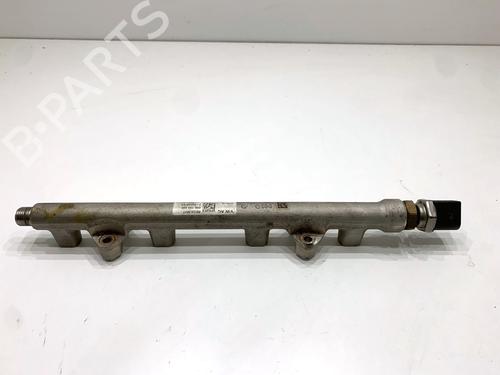 Used Injection rail Injection rail 39333114 39333114