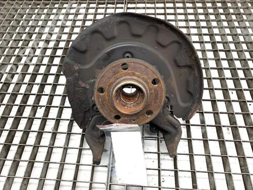 Used Right front steering knuckle Right front steering knuckle SKODA FABIA III (NJ3) 1.0 (75 hp) 39321831 39321831