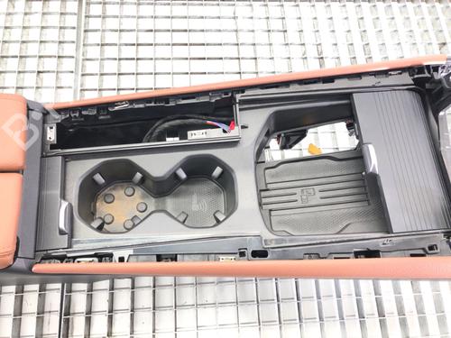 Middle console SKODA SUPERB IV Estate (NZ5) 2.0 TDI | BP40276738I22 - Image 3