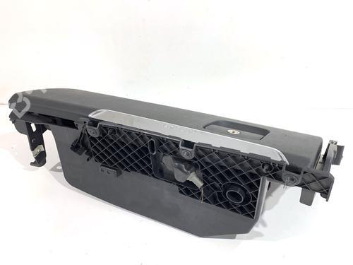 Glove box JAGUAR F-PACE (X761) 2.0 TD4 | BP39324418C95 - Image 2