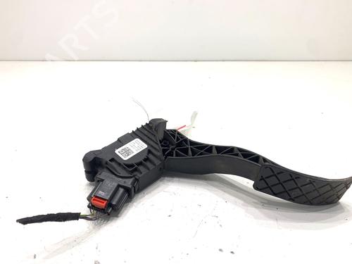 Used Pedal Pedal 39348965 39348965