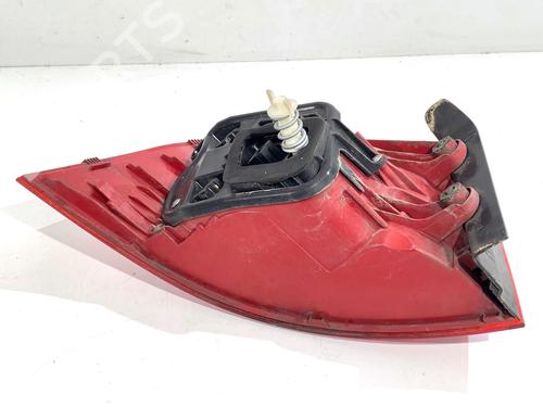 Right taillight VW PASSAT B7 Variant (365) 2.0 TDI | BP39308744C35 - Image 4