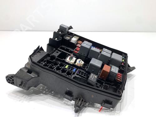 fuse-box-toyota-auris-_e18_-2012-2013-2014-2015-2016-2017-2018-2019-39322916 main image