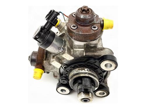 Used Injection pump Injection pump VOLVO V40 Hatchback (525) D3 (150 hp) 40115676 40115676