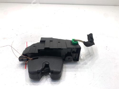 tailgate-lock-citroen-c5-iii-rd_-2008-2009-2010-2011-2012-2013-2014-2015-2016-2017-39344444 main image