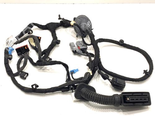 Used Wiring harness Wiring harness 39324543 39324543