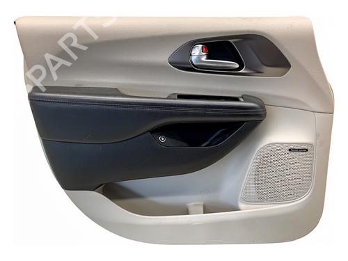 front-left-panel-chrysler-pacifica-ru-2016-39357745 main image