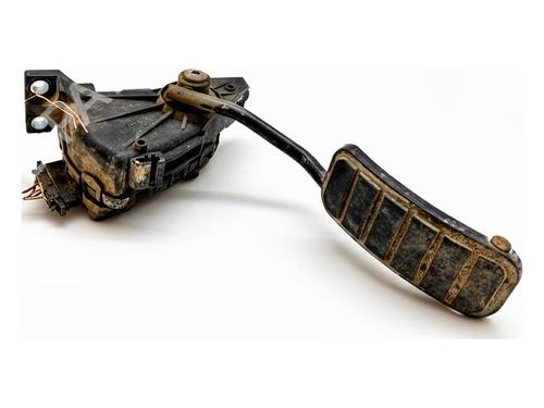 Used Pedal Pedal 39360476 39360476