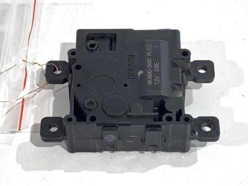 Used Heater blower motor Heater blower motor TOYOTA COROLLA Saloon (_E21_) 1.8 VVTi Hybrid (ZWE211, MZEA12) (98 hp) 39306285 39306285