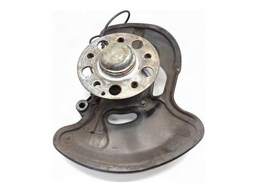 right-front-steering-knuckle-mercedes-benz-c-class-w204-2007-2008-2009-2010-2011-2012-2013-2014-2015-40115867 main image
