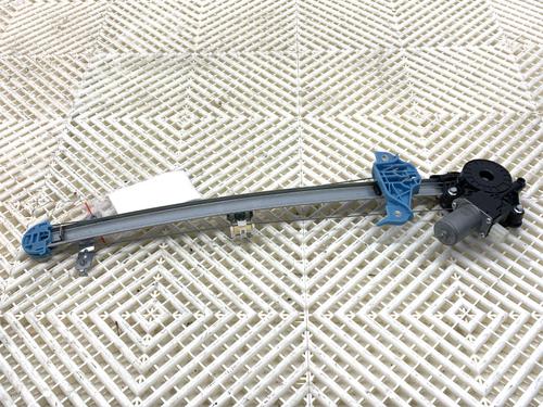 Front right window mechanism SUZUKI SWIFT V (AZ) 1.2 | BP39363982C23 - Image 2