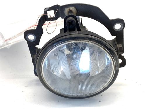 Used Right front fog light Right front fog light 39348175 39348175