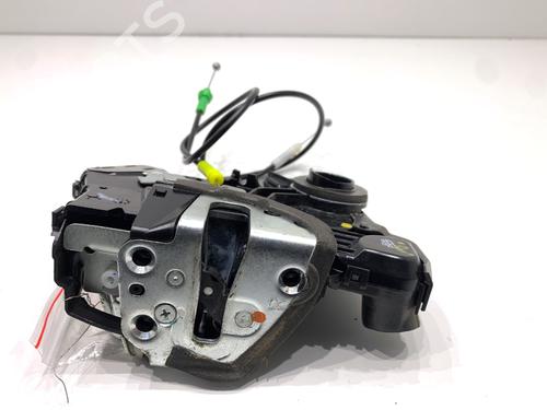 front-right-lock-toyota-auris-_e18_-2012-2013-2014-2015-2016-2017-2018-2019-39322908 main image