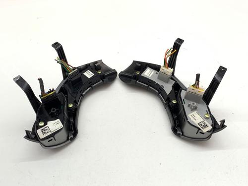 Steering wheel controls HYUNDAI i30 (GD) 1.6 CRDi | BP39364832E15 - Image 2