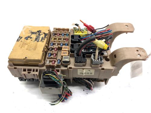 Used Fuse box Fuse box 39301517 39301517